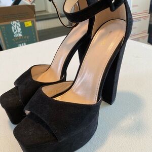 PrettyLittleThing Black Platform Heels with Ankle Strap
